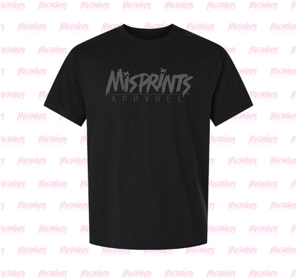 MISPRINTS APPVREL LOGO TEE